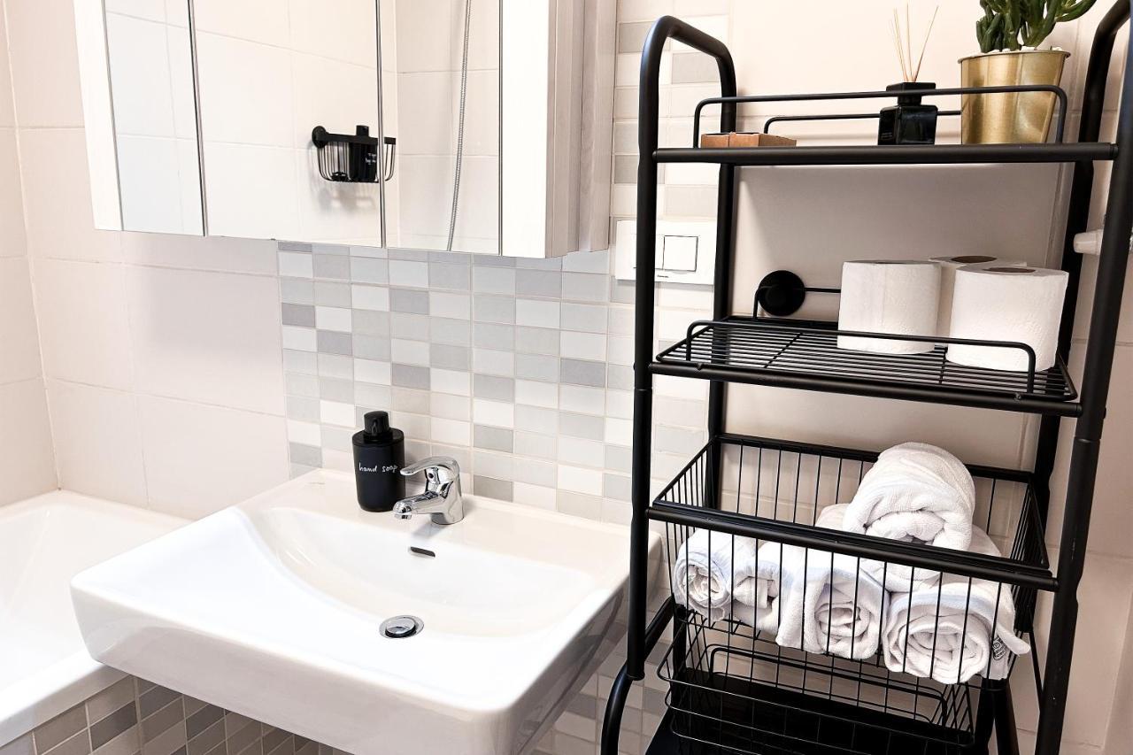 Downtown C22 Apartment Букурещ Екстериор снимка