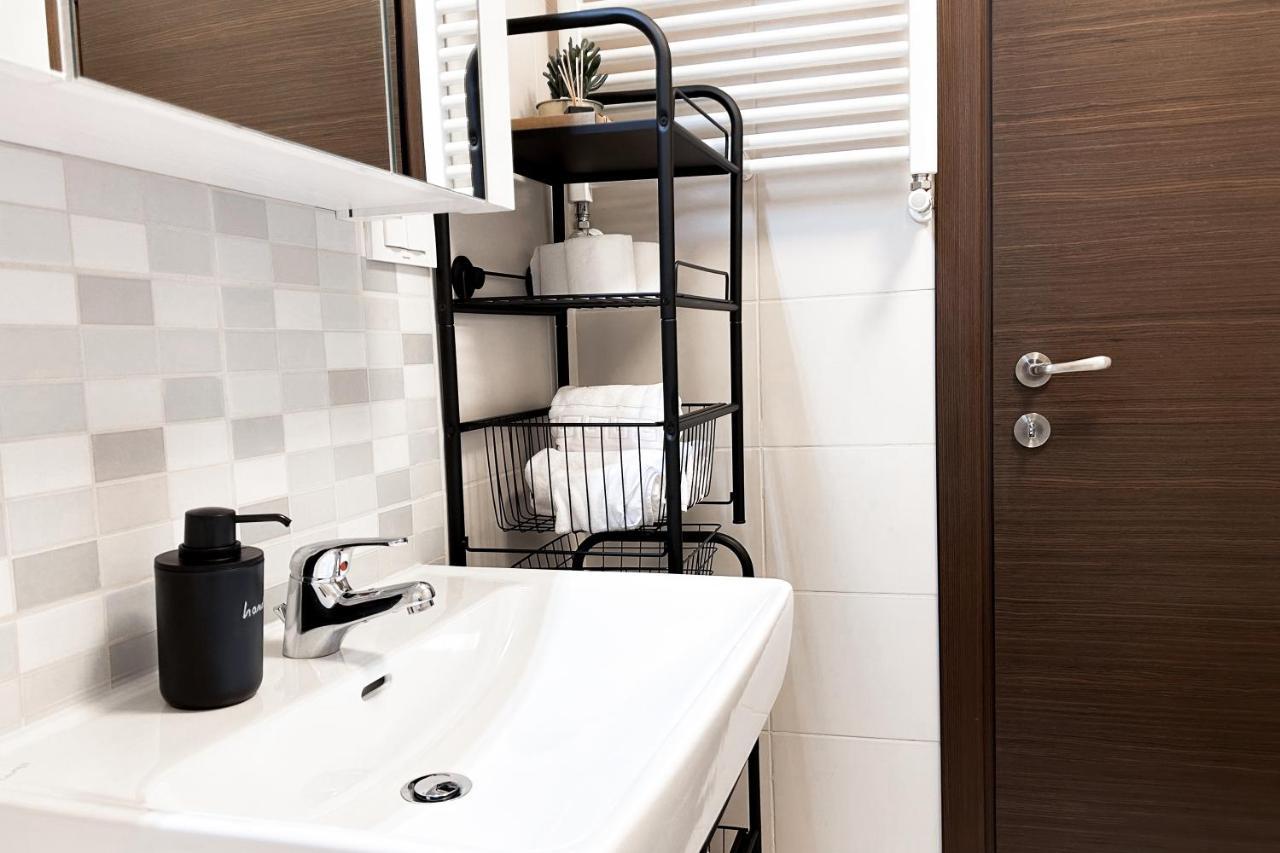 Downtown C22 Apartment Букурещ Екстериор снимка