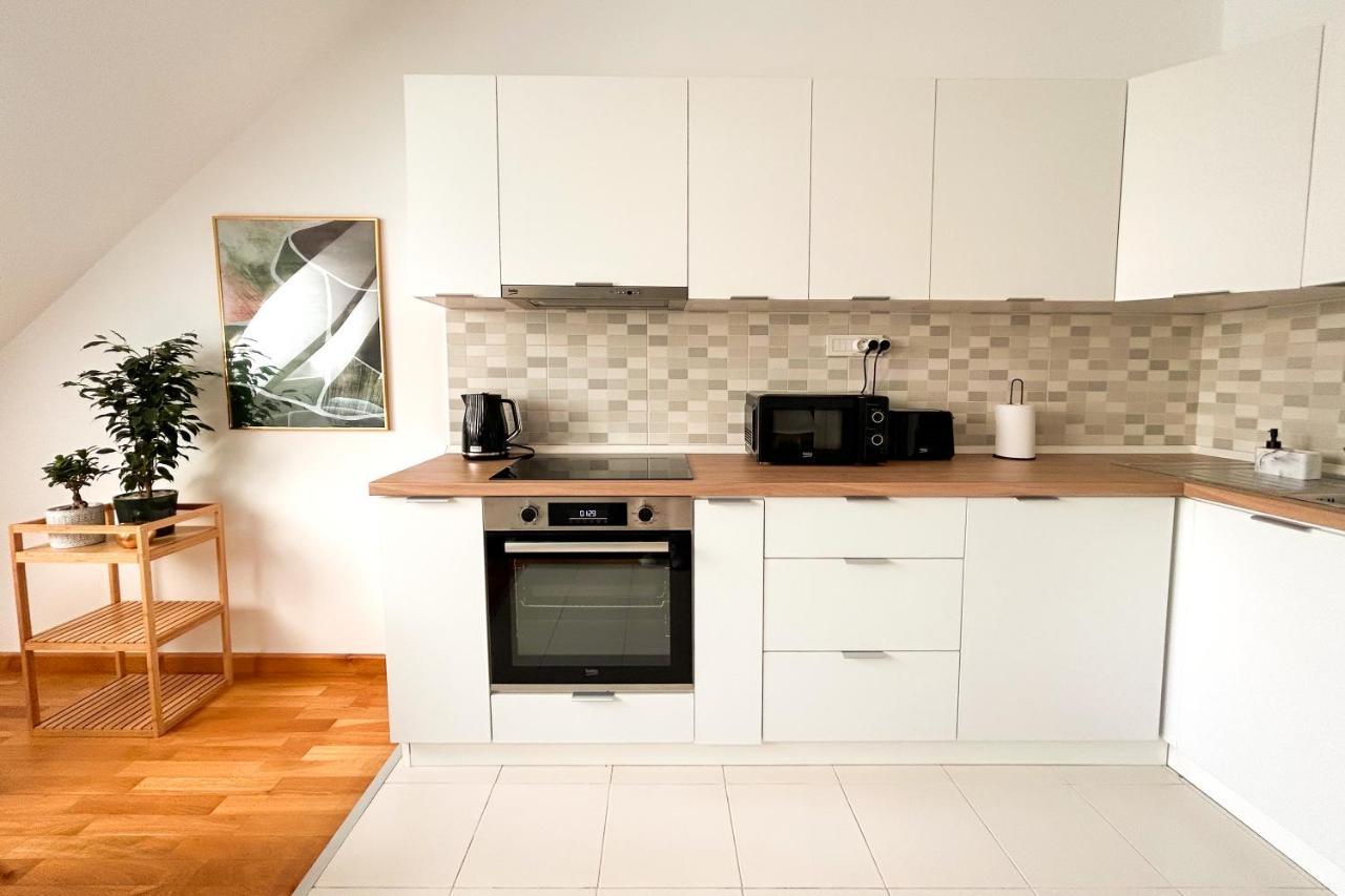 Downtown C22 Apartment Букурещ Екстериор снимка
