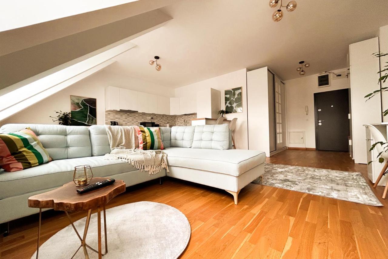 Downtown C22 Apartment Букурещ Екстериор снимка